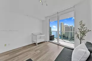 300 S Biscayne Blvd, Miami, FL 33131 - Photo 21