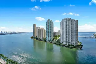 300 S Biscayne Blvd, Miami, FL 33131 - Photo 7