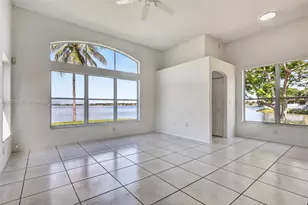 2342 NW 184th Terrace, Pembroke Pines, FL 33029 - Photo 19