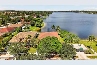 2342 NW 184th Ter, Pembroke Pines, FL 33029 - Photo 55