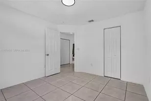 2342 NW 184th Terrace, Pembroke Pines, FL 33029 - Photo 31