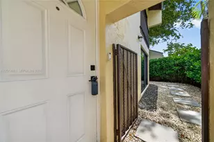 15811 SW 91st Ct, Palmetto Bay, FL 33157 - Photo 5