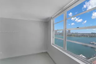 2780 NE 183rd St, Aventura, FL 33160 - Photo 23