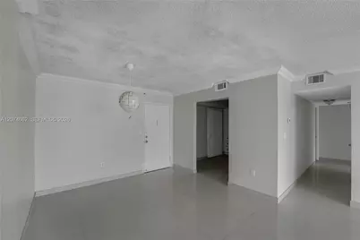 2780 NE 183rd St #1114, Aventura, FL 33160 - Photo 5
