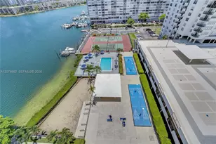 2780 NE 183rd St, Aventura, FL 33160 - Photo 17