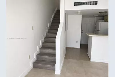 450 SW 3rd St #15, Miami, FL 33130 - Photo 11