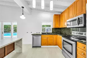 7480 SW 122nd St, Pinecrest, FL 33156 - Photo 9