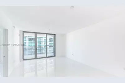 488 NE 18th St #1907, Miami, FL 33132 - Photo 3