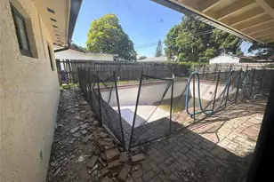 631 NW 37th Ave, Lauderhill, FL 33311 - Photo 29