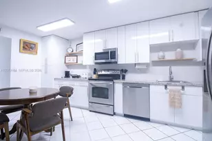 4760 NW 102nd Ave, Doral, FL 33178 - Photo 11