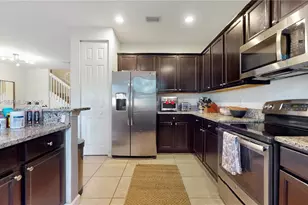 12365 S Village Cir, Davie, FL 33325 - Photo 7