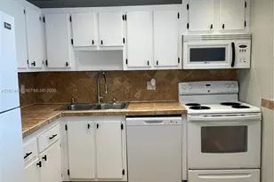 [Address not provided], North Miami Beach, FL 33160 - Photo 23