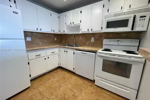 [Address not provided], North Miami Beach, FL 33160 - Photo 25