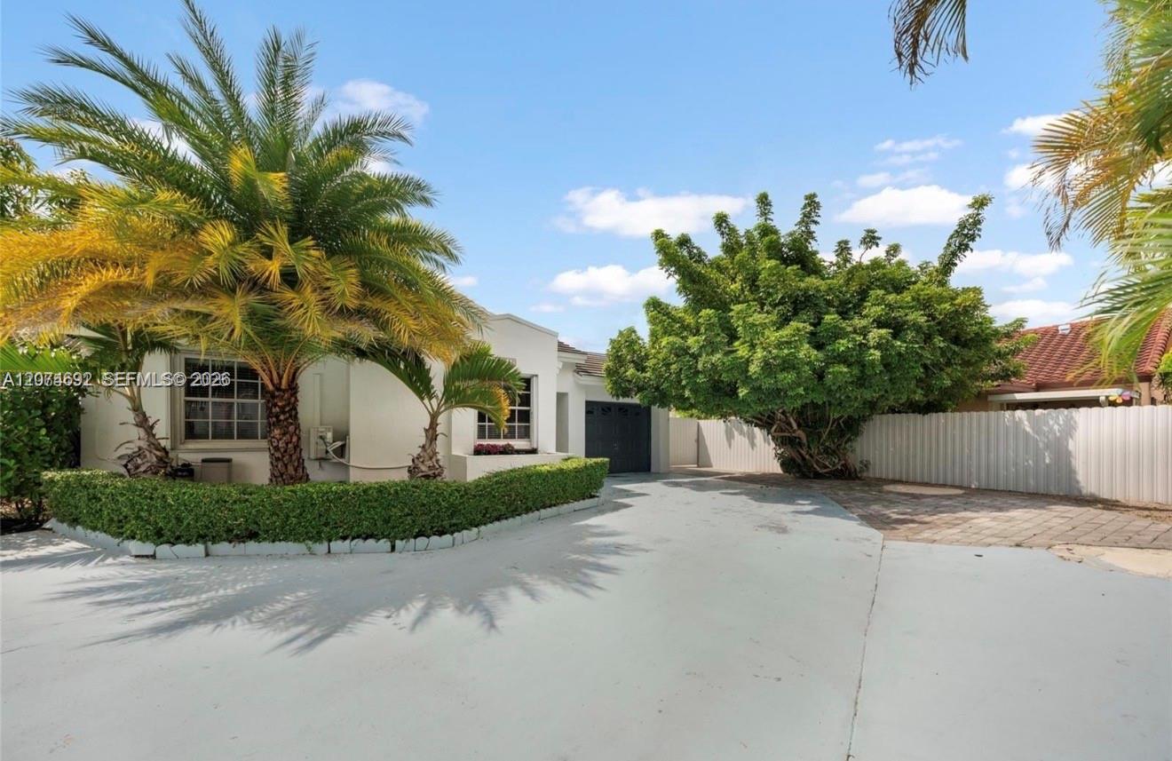 15642 SW 59th St #0 - 15642 SW 59th St #0, Miami, FL 33193 Luxury Property | Jose Angel Pina