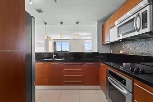244 Biscayne Blvd, Miami, FL 33132 - Photo 17