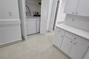 7001 W 35th Ave, Hialeah, FL 33018 - Photo 29