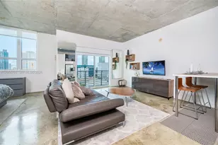 234 NE 3rd St, Miami, FL 33132 - Photo 5