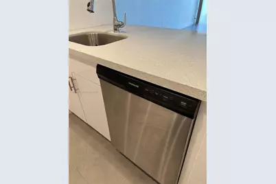 555 NE 15th St #24E, Miami, FL 33132 - Photo 15