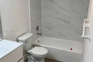 555 NE 15th St, Miami, FL 33132 - Photo 21