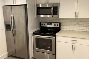 555 NE 15th St, Miami, FL 33132 - Photo 3