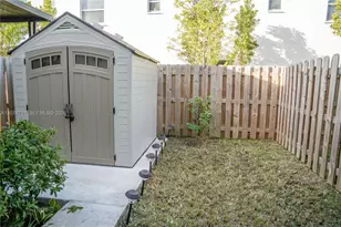 2683 SE 19th St, Homestead, FL 33035 - Photo 15