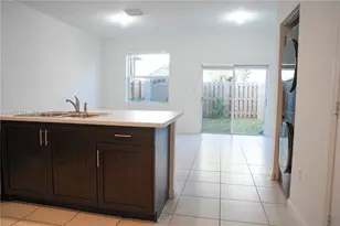 2683 SE 19th St, Homestead, FL 33035 - Photo 3