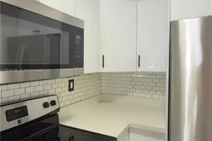 755 SW 6th St, Miami, FL 33130 - Photo 3