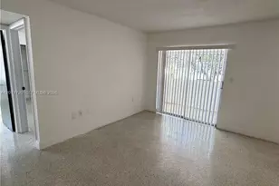 755 SW 6th St, Miami, FL 33130 - Photo 9