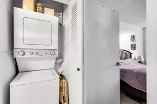 12166 St.Andrews Pl, Miramar, FL 33025 - Photo 19