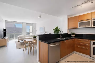253 NE 2nd St #3104, Miami, FL 33132 - Photo 9