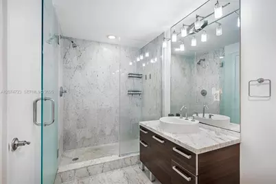 253 NE 2nd St #3104, Miami, FL 33132 - Photo 13