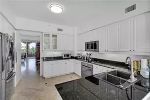 737 Crandon Blvd, Key Biscayne, FL 33149 - Photo 23