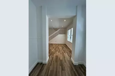 731 NE 193rd St #731, Miami, FL 33179 - Photo 3