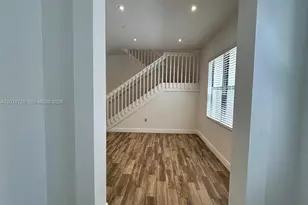 731 NE 193rd St, Miami, FL 33179 - Photo 3