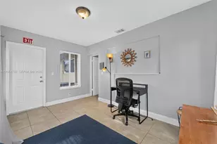 2904 Van Buren St, Hollywood, FL 33020 - Photo 21