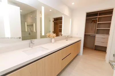 2411 Laguna Circle #1704, North Miami, FL 33181 - Photo 15