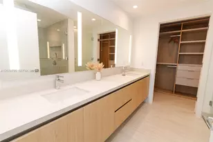 2411 Laguna Cir, North Miami, FL 33181 - Photo 15