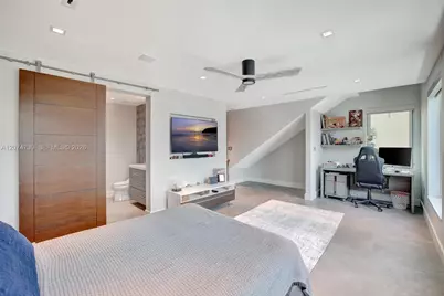 305 Oak St, Hollywood, FL 33019 - Photo 59