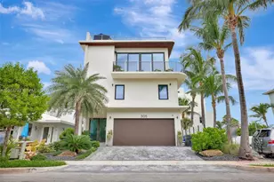 305 Oak St, Hollywood, FL 33019 - Photo 1