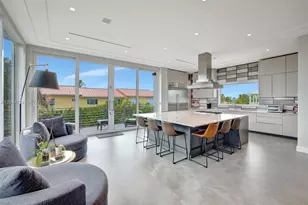 305 Oak St, Hollywood, FL 33019 - Photo 29