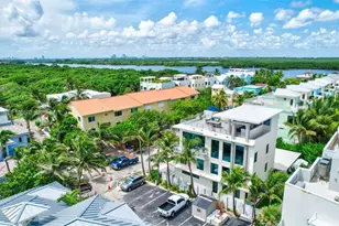 305 Oak St, Hollywood, FL 33019 - Photo 73