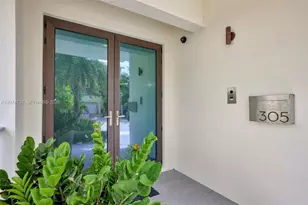 305 Oak St, Hollywood, FL 33019 - Photo 5
