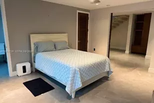 305 Oak St, Hollywood, FL 33019 - Photo 21