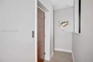 305 Oak St, Hollywood, FL 33019 - Photo 63