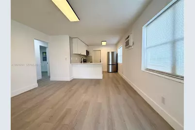 910 SW 2nd Ave #910, Hallandale Beach, FL 33009 - Photo 1