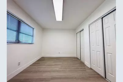 910 SW 2nd Ave #910, Hallandale Beach, FL 33009 - Photo 11