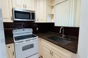 756 N 17th Ave, Hollywood, FL 33020 - Photo 3