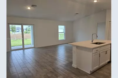 1407 NW 17th Pl, Cape Coral, FL 33993 - Photo 3