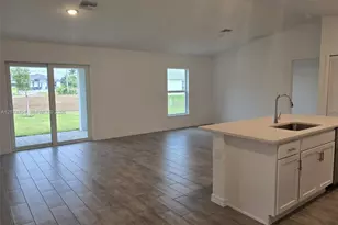 1407 NW 17th Pl, Cape Coral, FL 33993 - Photo 3