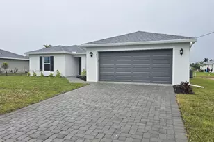 1407 NW 17th Pl, Cape Coral, FL 33993 - Photo 1